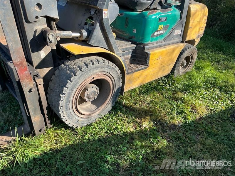 Komatsu FG30 Forklift (Inoperable) Otras carretillas elevadoras