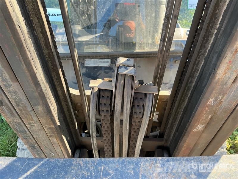 Komatsu FG30 Forklift (Inoperable) Otras carretillas elevadoras