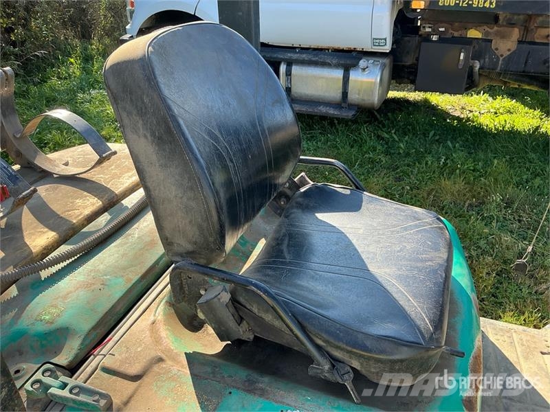 Komatsu FG30 Pneumatic Tire Forklift (Inoperable) Wózki widłowe inne