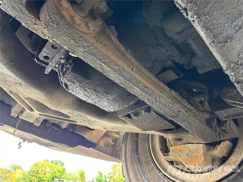 Komatsu HM300-3 Artikulētie pašizgāzēji