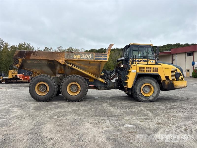 Komatsu HM300-3 Artikulētie pašizgāzēji