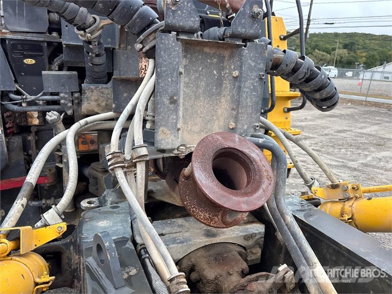 Komatsu HM300-3 Artikulētie pašizgāzēji