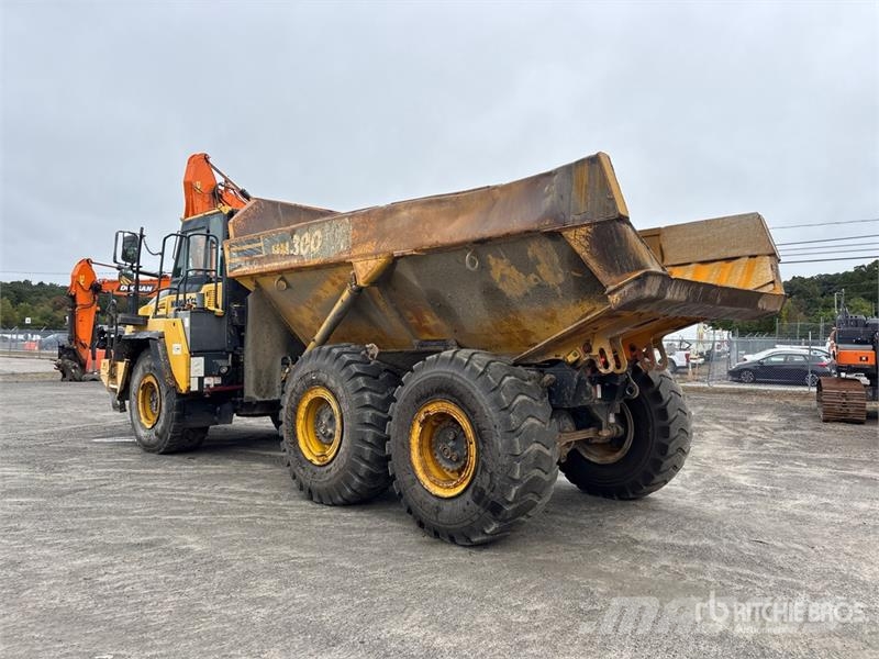 Komatsu HM300-3 Artikulētie pašizgāzēji