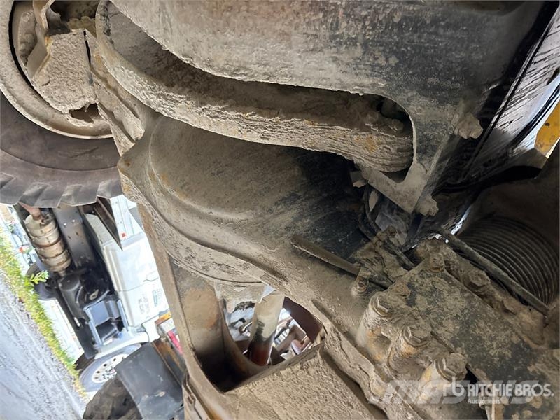 Komatsu HM300-3 Artikulētie pašizgāzēji