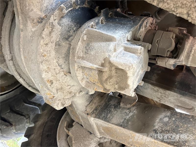 Komatsu HM300-3 Artikulētie pašizgāzēji