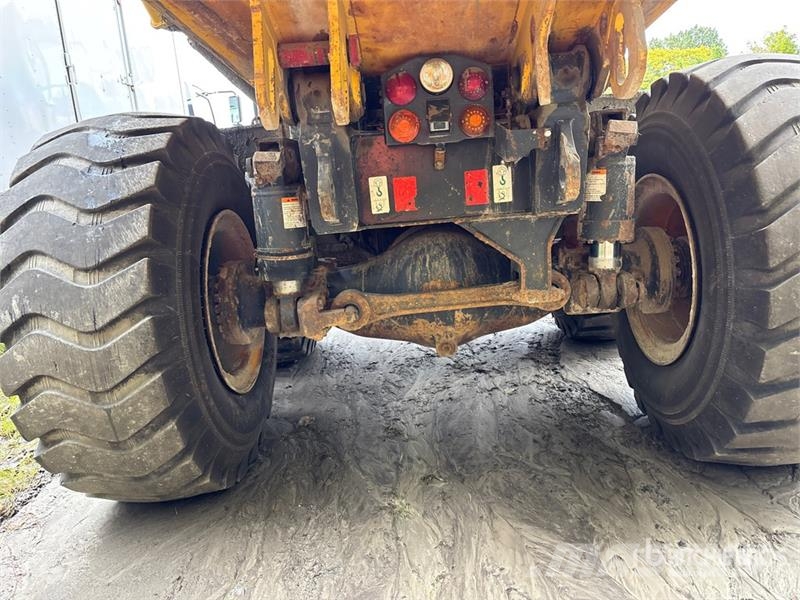 Komatsu HM300-3 Artikulētie pašizgāzēji