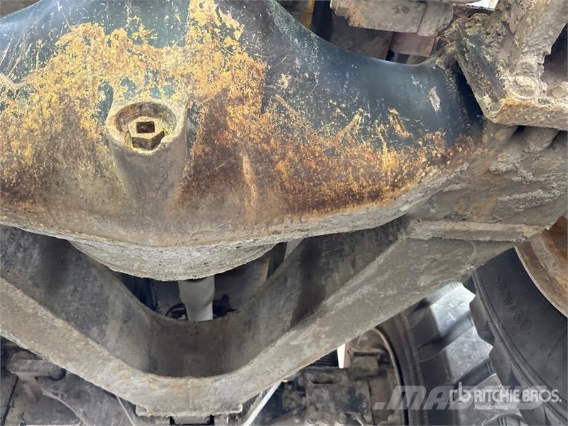 Komatsu HM300-3 Artikulētie pašizgāzēji