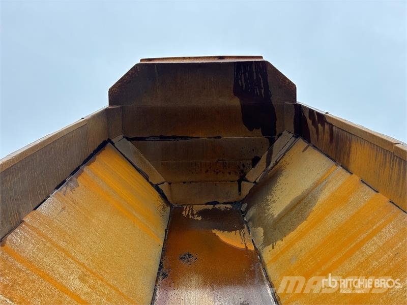 Komatsu HM300-3 Artikulētie pašizgāzēji