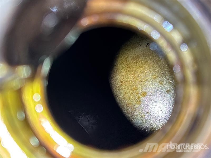 Komatsu HM400-5 Dumper - Knickgelenk