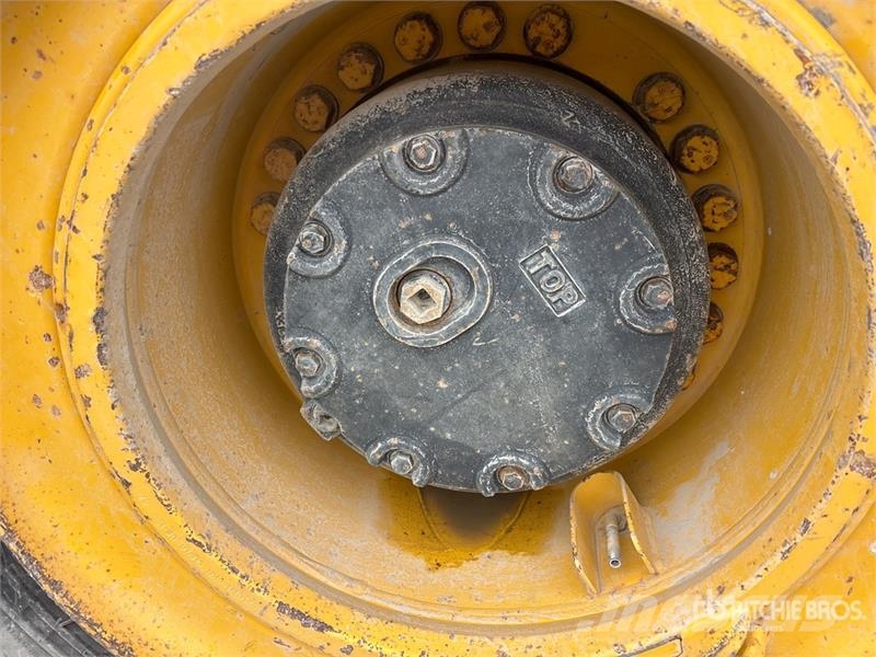 Komatsu HM400-5 Dumper - Knickgelenk