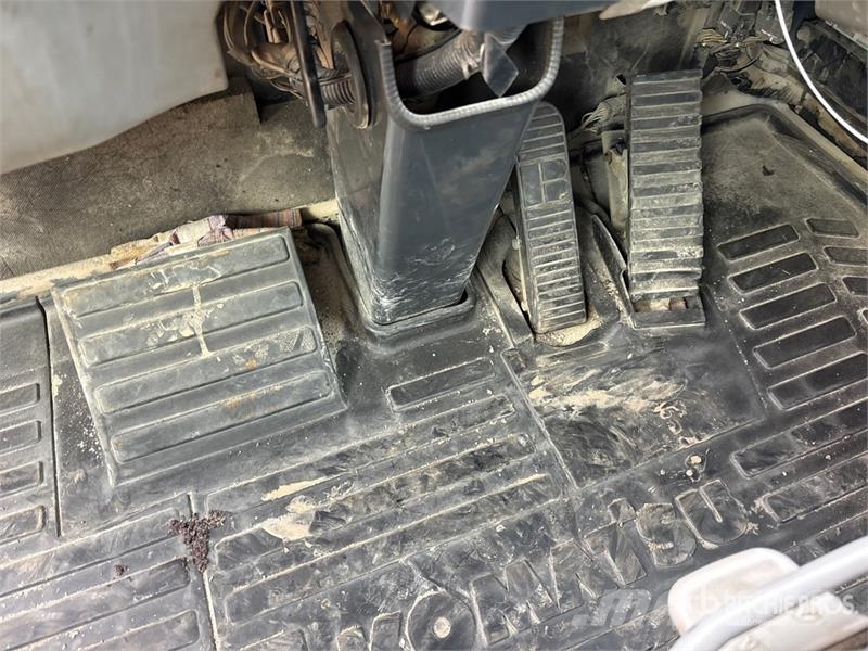 Komatsu HM400-5 Dumper - Knickgelenk