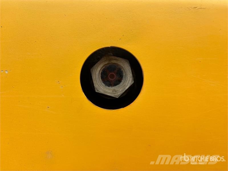 Komatsu HM400-5 Dumper - Knickgelenk