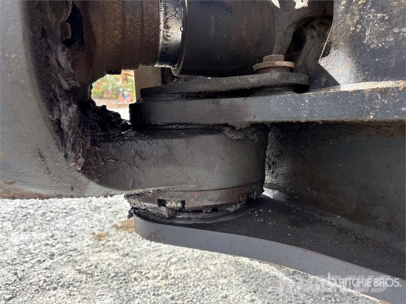 Komatsu HM400-5 Dumper - Knickgelenk