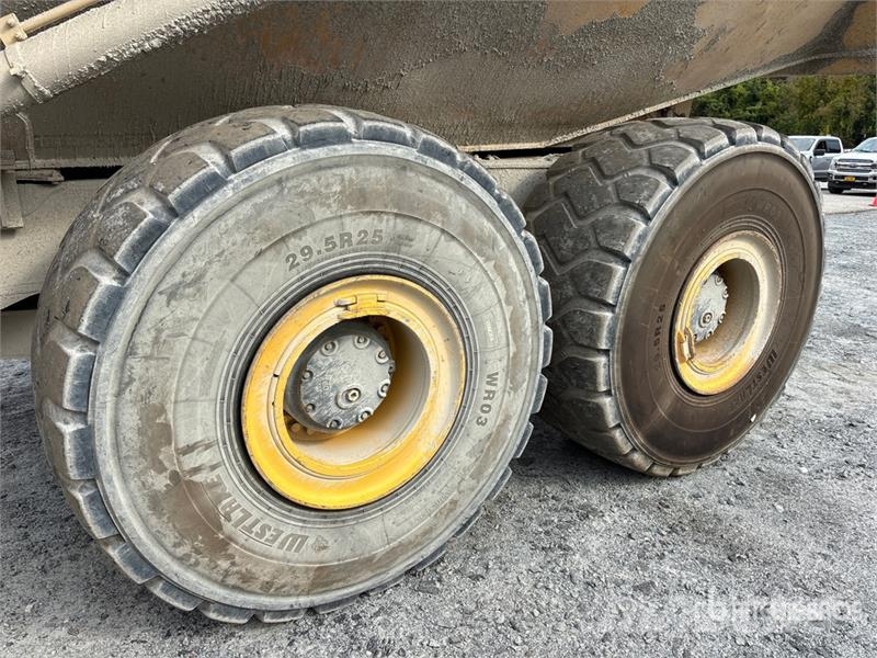 Komatsu HM400-5 Dumper - Knickgelenk