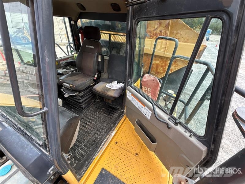 Komatsu HM400-5 Dumper - Knickgelenk