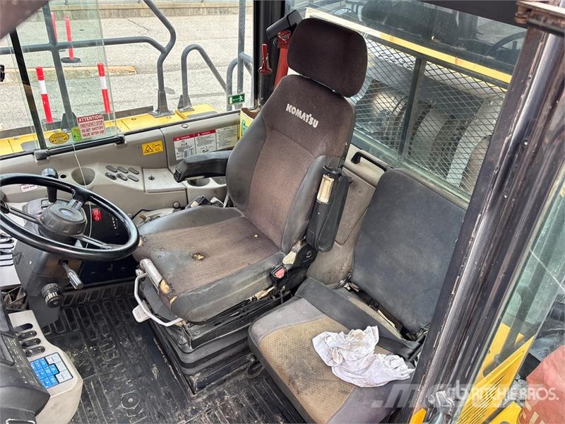 Komatsu HM400-5 Dumper - Knickgelenk