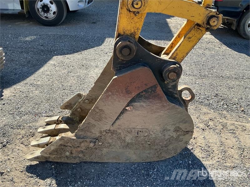 Komatsu PC130-8 Lánctalpas kotrók