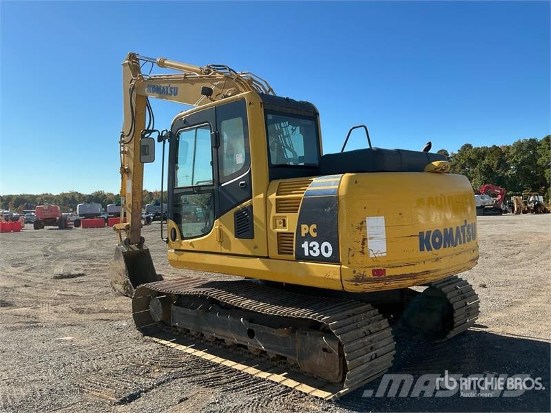 Komatsu PC130-8 Lánctalpas kotrók
