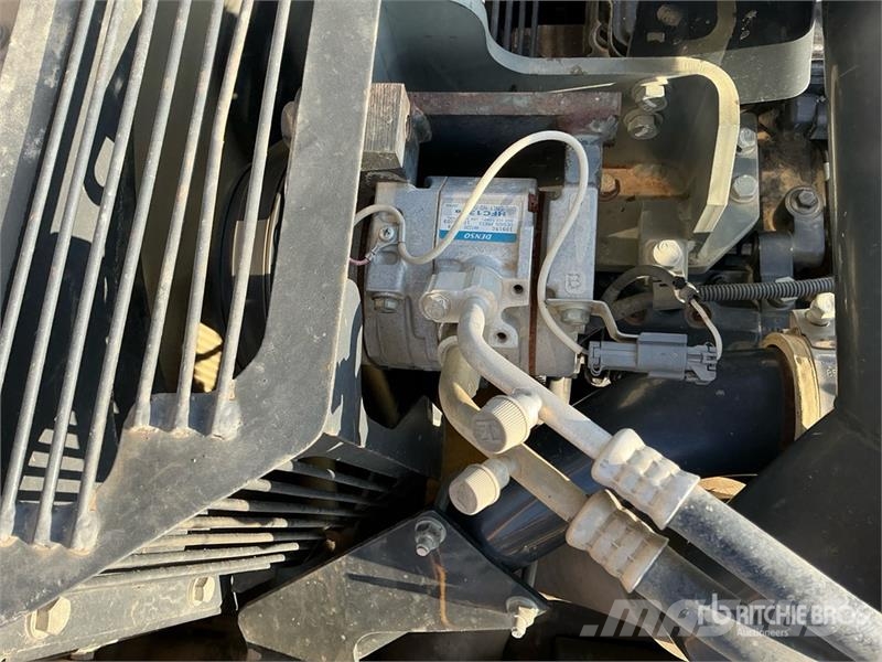 Komatsu PC350LC-8 Kāpurķēžu ekskavatori