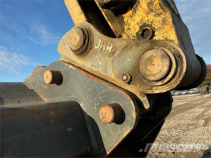 Komatsu PC350LC-8 Kāpurķēžu ekskavatori