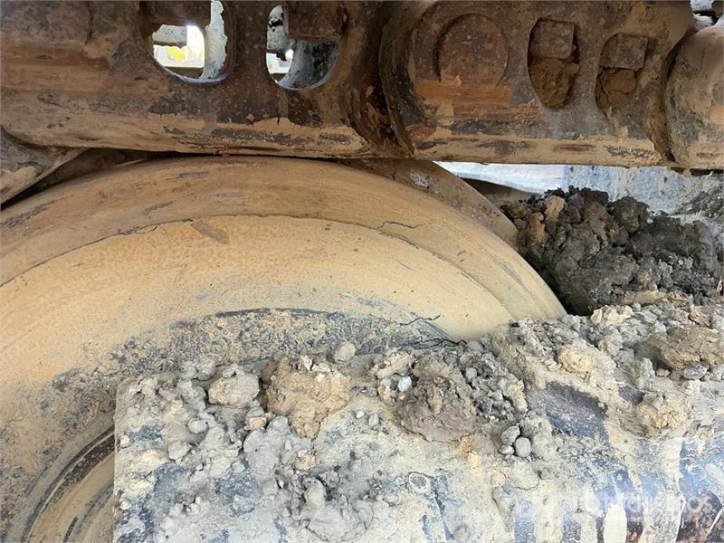 Komatsu PC350LC-8 Kāpurķēžu ekskavatori