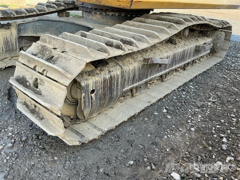 Komatsu PC350LC-8 Kāpurķēžu ekskavatori