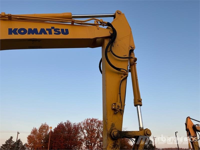 Komatsu PC360LC-10 Tracked Excavator Roomikekskavaatorid