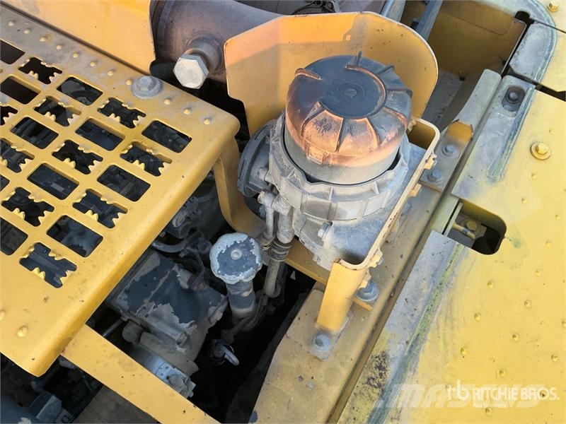 Komatsu PC360LC-10 Tracked Excavator Roomikekskavaatorid