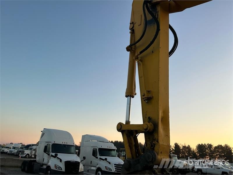 Komatsu PC360LC-10 Tracked Excavator Roomikekskavaatorid
