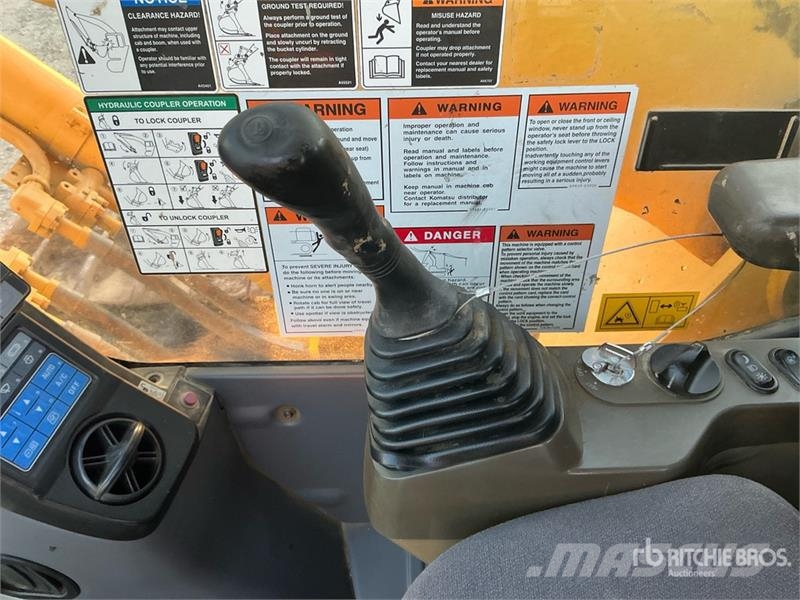 Komatsu PC360LC-10 Tracked Excavator Roomikekskavaatorid