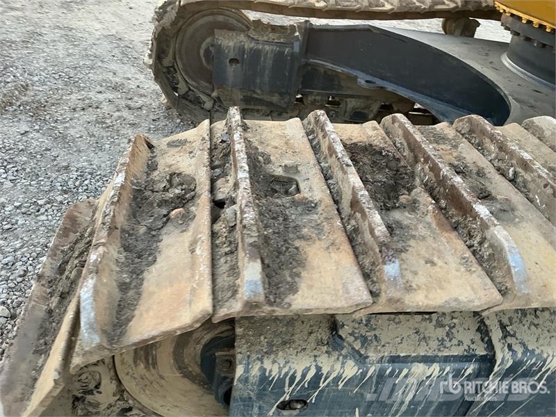 Komatsu PC360LC-10 Tracked Excavator Roomikekskavaatorid