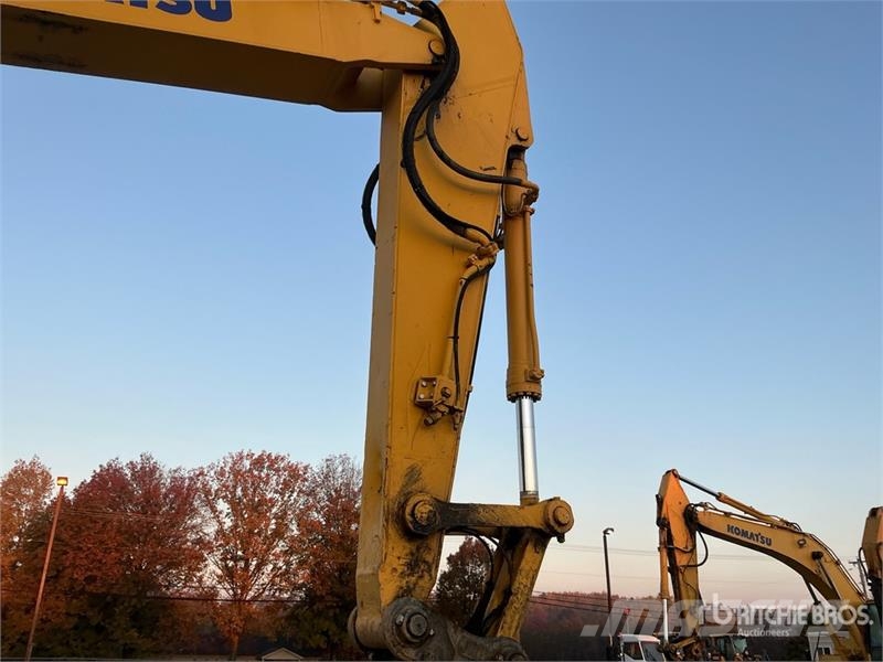 Komatsu PC360LC-10 Tracked Excavator Roomikekskavaatorid
