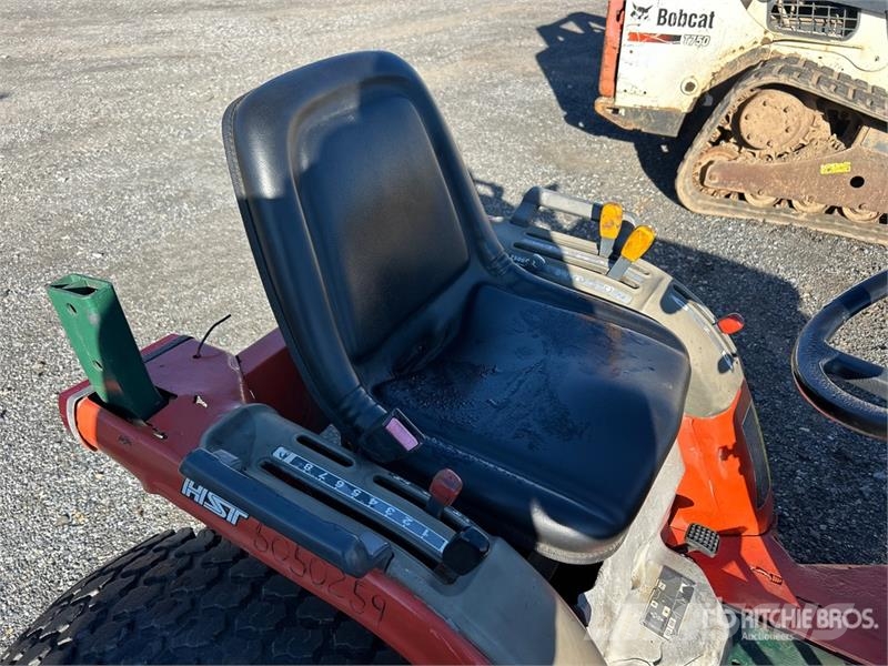 Kubota B1700HD 4WD Utility Tractor Manjši traktorji