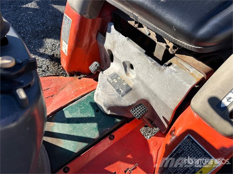 Kubota B1700HD 4WD Utility Tractor Manjši traktorji