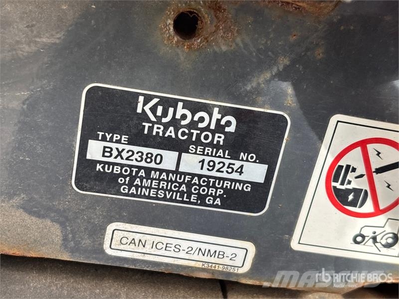 Kubota BX2380 4WD Utility Tractor Micro tracteur