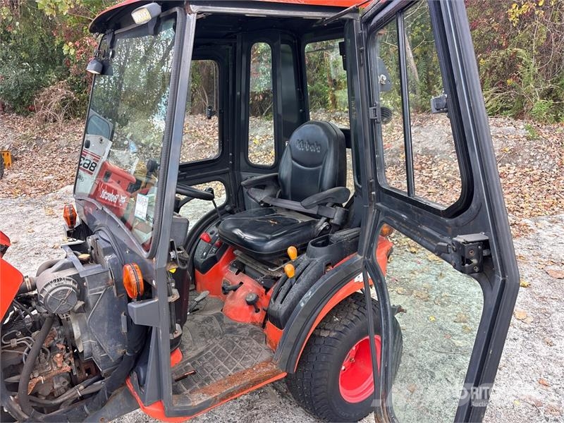 Kubota BX2380 4WD Utility Tractor Micro tracteur