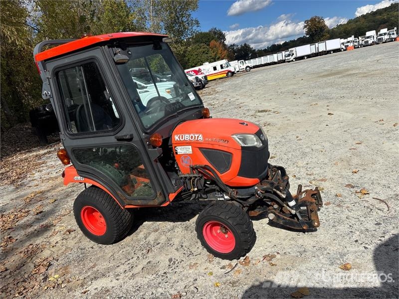 Kubota BX2380 4WD Utility Tractor Kompakttraktorer