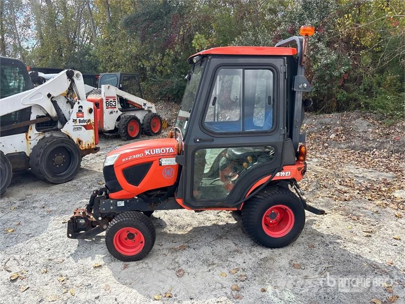 Kubota BX2380 4WD Utility Tractor Kompakttraktorer