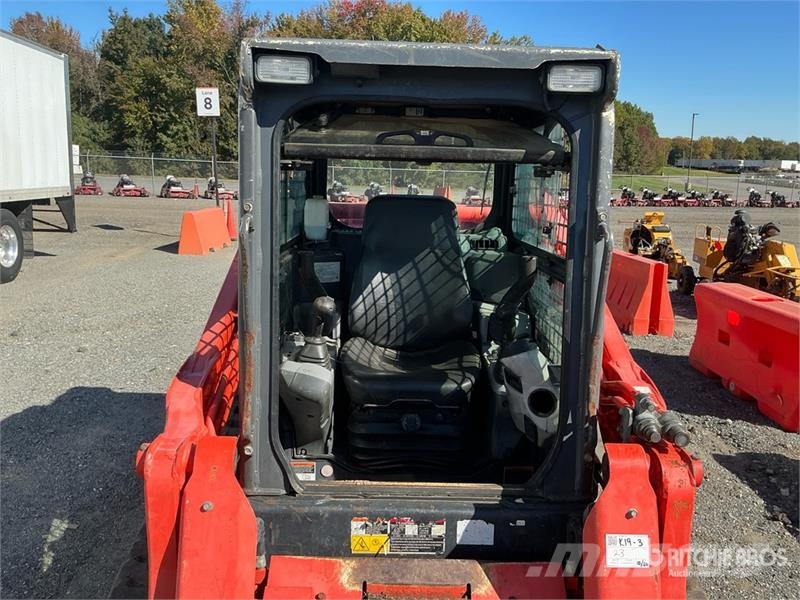 Kubota SVL75-2 لوادر انزلاقية التوجيه