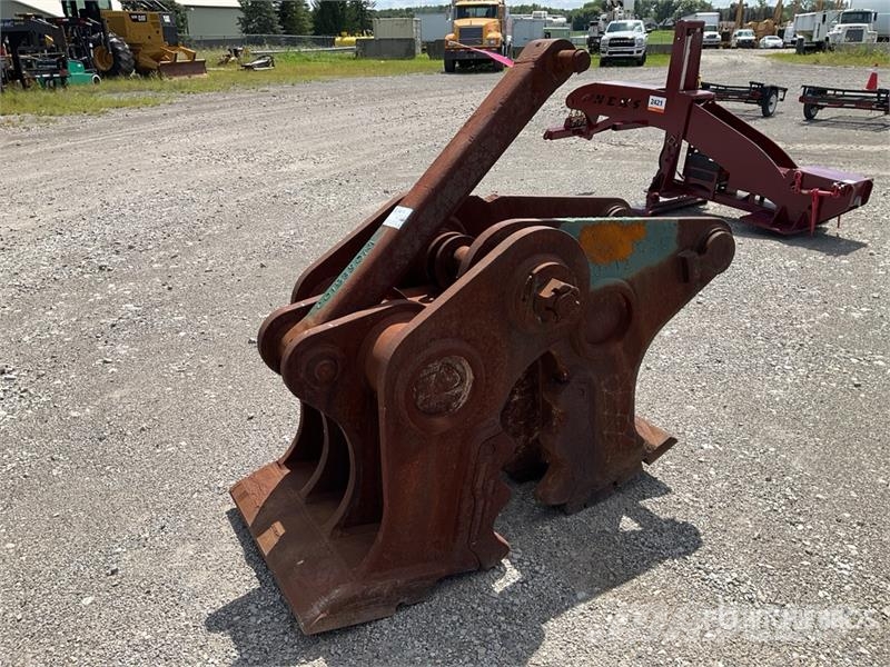 La Bounty CP80 32.5 in Q/C Demolition Pulverizer Trupintuvai