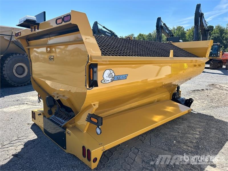Lanau 14 ft Spreader Truck Body (Unused) Box body