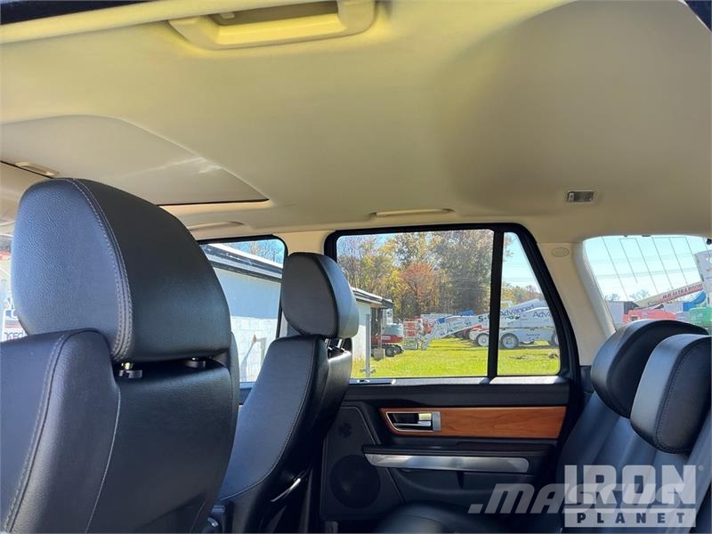 Land Rover Range Rover Sport HSE AWD SUV Voiture
