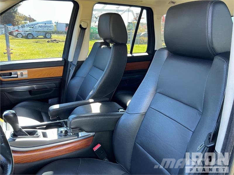 Land Rover Range Rover Sport HSE AWD SUV Voiture