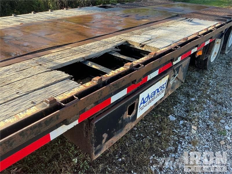 Ledwell 48 ft T/A Hydraulic Tail Trailer 低架裝載車