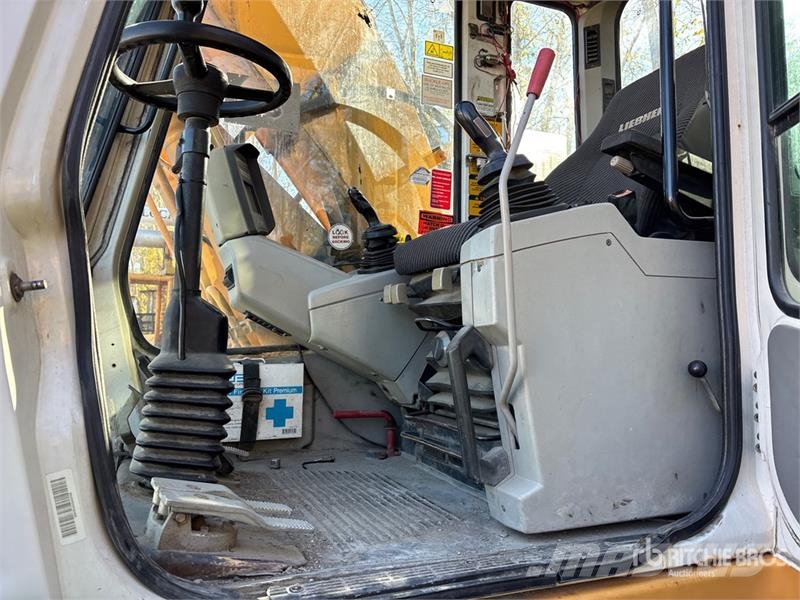 Liebherr A904 Litronic Wheel Excavator Bagri na kolesih