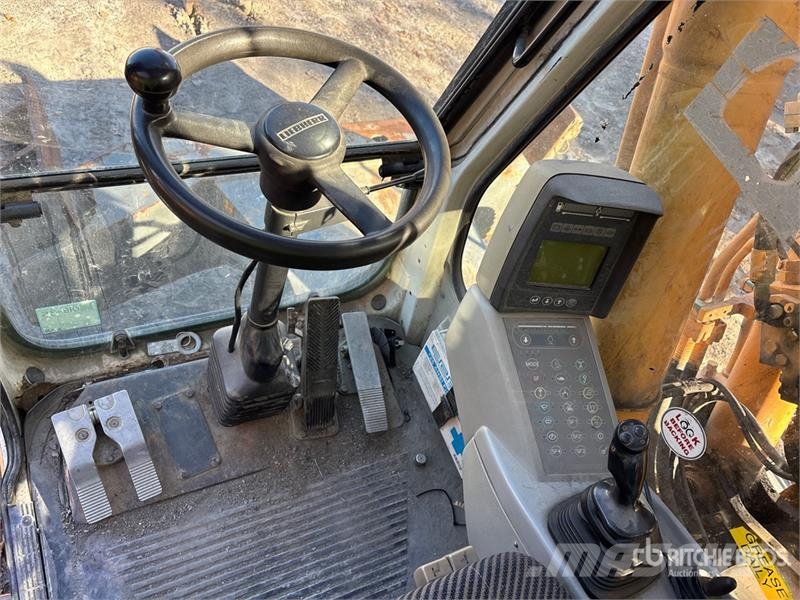 Liebherr A904 Litronic Wheel Excavator Bagri na kolesih