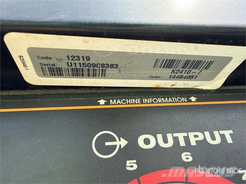 Lincoln K2711-2 46 A Mobile Multi-Process Engine Driven We Welding Equipment