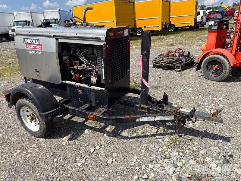 Lincoln K2711-2 46 A Mobile Multi-Process Engine Driven We Welding Equipment