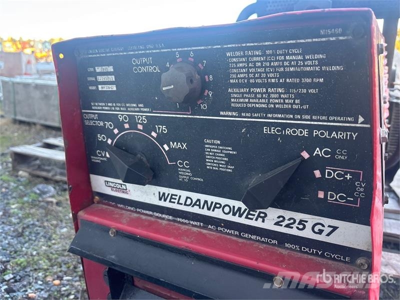 Lincoln WP225G7 225 A Skid-Mounted Multi-Process Engine Dr ماكينات لحام