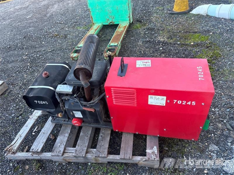 Lincoln WP225G7 225 A Skid-Mounted Multi-Process Engine Dr ماكينات لحام